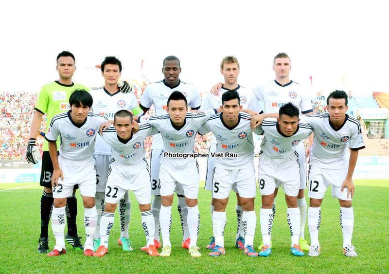 6 doi bong de doat ngoi vo dich V.League 2015