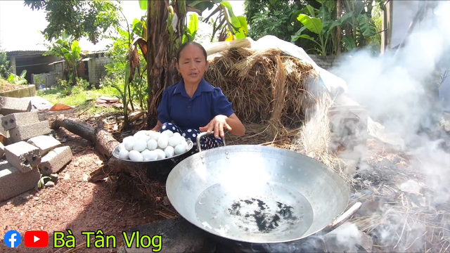 Ba Tan Vlog “xam xi” chay theo quang cao... truc loi, kiem tien khung?-Hinh-9