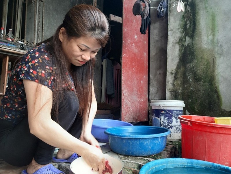 Cap vo chong nen duyen tu viec... ngu nho gay xuc dong dan mang-Hinh-4