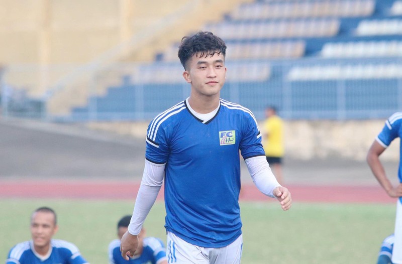 Ly do khien Trong Dai, Danh Trung phai chia tay U23 Viet Nam-Hinh-8