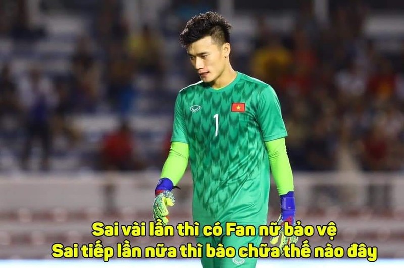 U23 Viet Nam bi loai, Bui Tien Dung lai tro thanh tam diem chi trich-Hinh-3