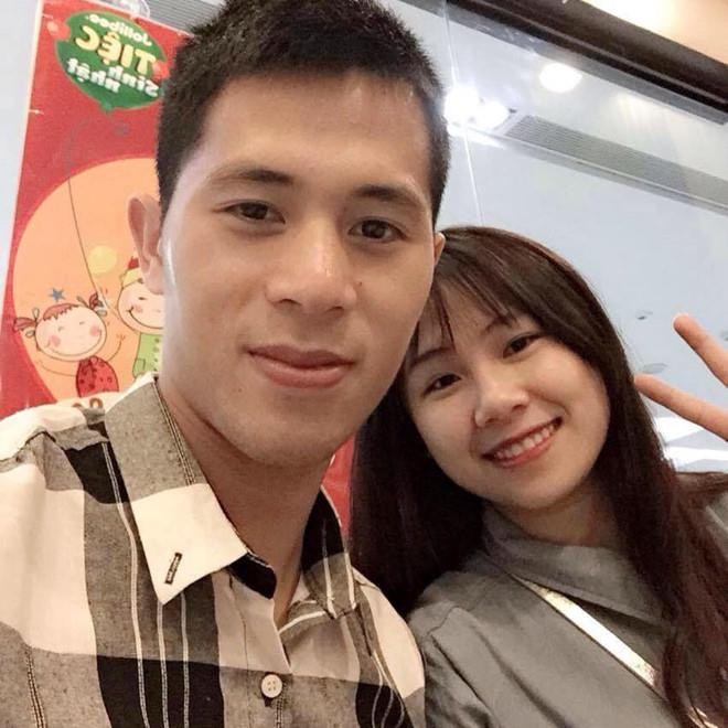 Ban gai Dinh Trong: Nang WAGs “sach phot”, xinh xan va kin tieng-Hinh-3