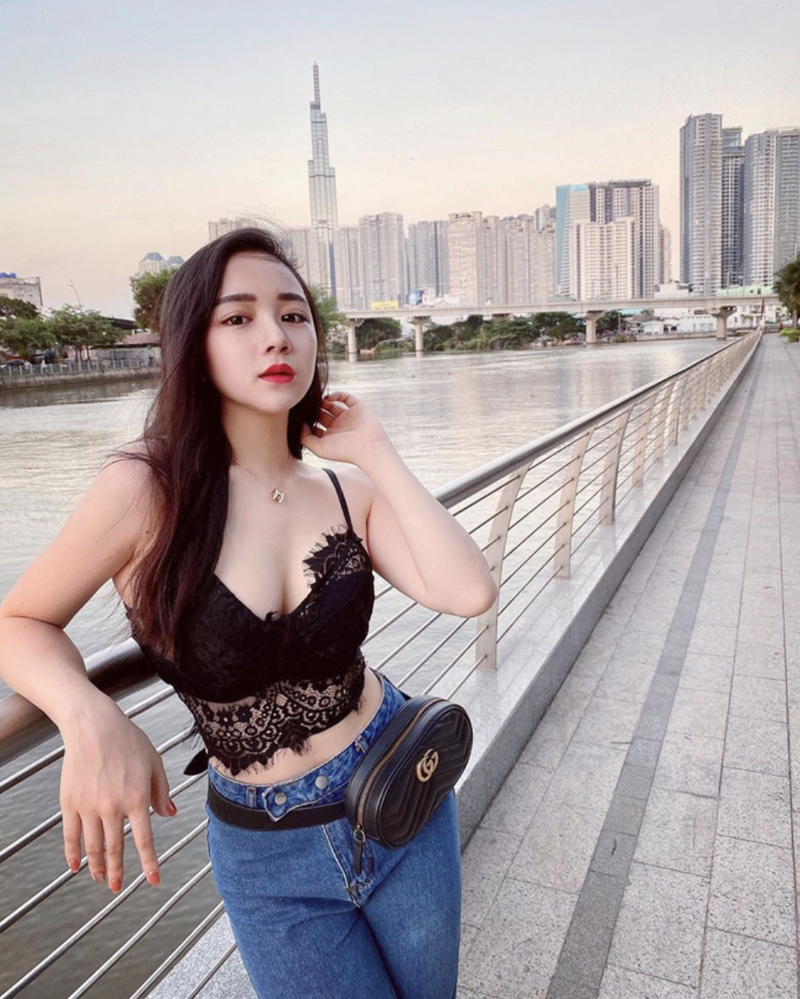 Sau 2 nam noi tieng “hot girl ngu gat” ngay ay gio ra sao-Hinh-7