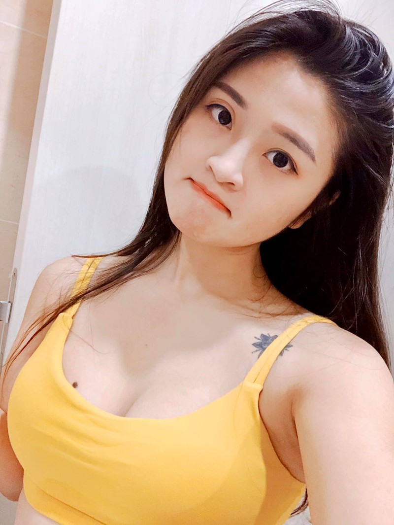 Hot girl Viet mua con nhu Ly Tieu Long gay me bang body nuot na-Hinh-4