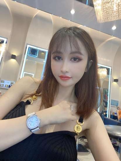 Vo hai Minh Nhua khoe nhan sac, ngay cang giong “hot girl mat ran”-Hinh-7