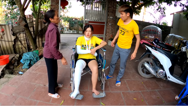 Con gai ba Tan Vlog gia que troll me, dan mang nhan: “Can than nghiep van“-Hinh-2