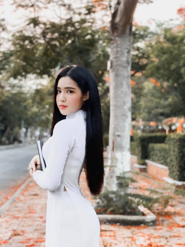 Hot girl Viet khien netizen xu Trung dien dao vi dieu nay-Hinh-5