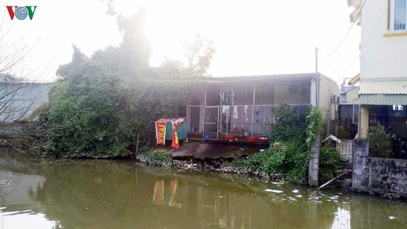 Doanh nghiep bien nuoc dong binh tu nuoc muong: So Y te Hai Phong o dau?