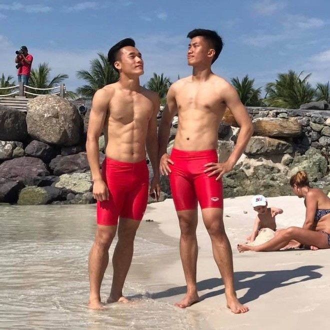 Van Lam mat 6 mui, dan em duoc thoi khoe body chuan-Hinh-7