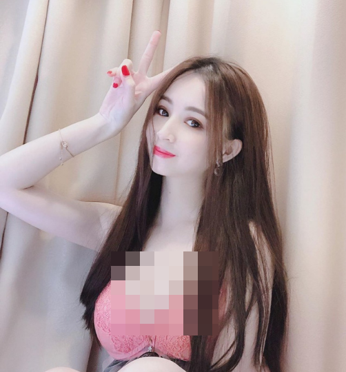 Coi khau trang, hot girl mang khien dan tinh 