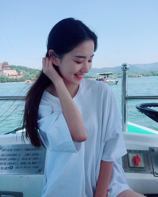 Moi noi, hot girl Tik Tok xu Trung so huu tai khoan trieu follow-Hinh-3