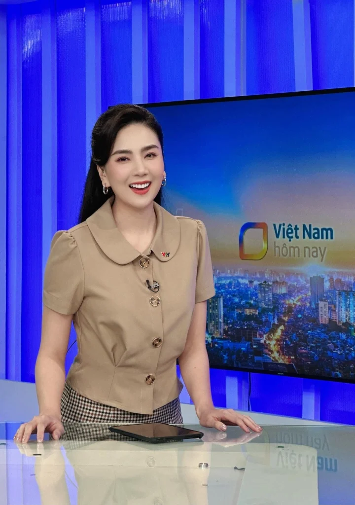 MC “xinh nhat VTV” ly hon: Su that hay tro dua ca thang tu?-Hinh-3