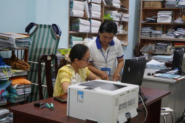 3 truong hop cong chuc, vien chuc duoc 'bien che suot doi'-Hinh-2