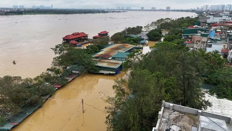 Ha Noi ban lenh bao dong lu tai Son Tay, Phuc Tho, Dan Phuong