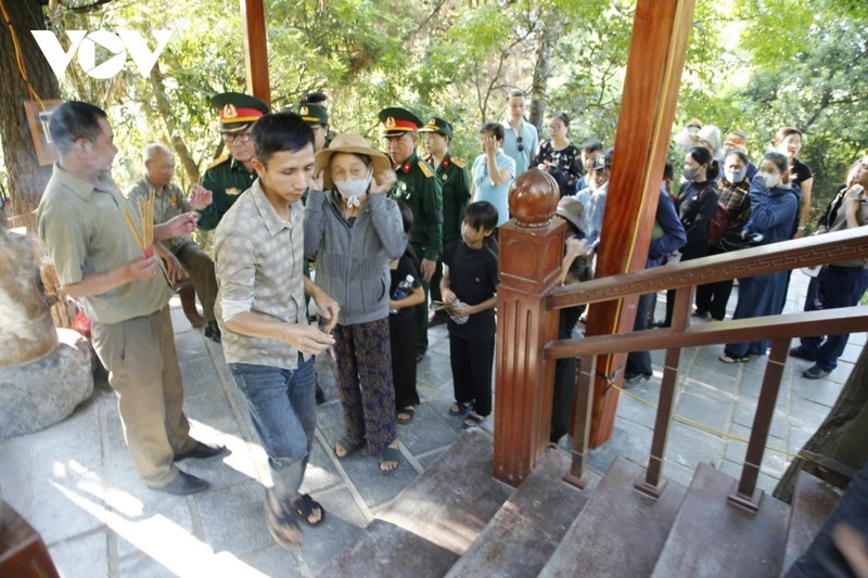 Phu nhan Dai tuong Vo Nguyen Giap an nghi tai Vung Chua- Dao Yen-Hinh-5