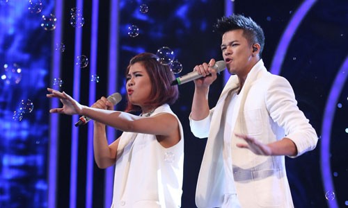 Ha Nhi dung buoc tai Gala 6 Vietnam Idol 2015-Hinh-2