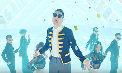 Psy tro lai voi 2 MV hot ngang ngua Gangnam Style