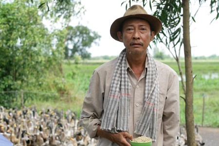 Cuoc doi tai hoa cua nghe si Le Binh qua loat vai dien dang nho-Hinh-7