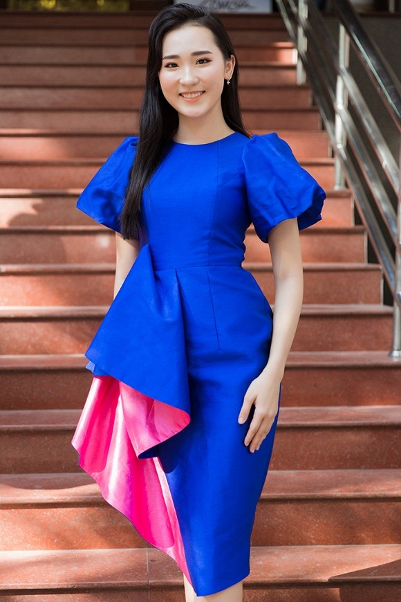 Ngam dan thi sinh lot Chung khao phia Bac Miss World Viet Nam-Hinh-10