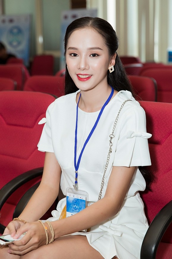Ngam dan thi sinh lot Chung khao phia Bac Miss World Viet Nam-Hinh-7