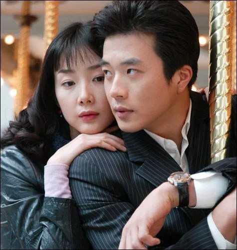 Choi Ji Woo giau co, vien man ben chong va con gai moi sinh-Hinh-11