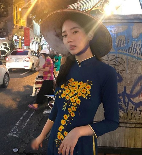 Che pho Viet Nam hoi, pha hong ao dai, loat sao ngoai “hung gach“-Hinh-6