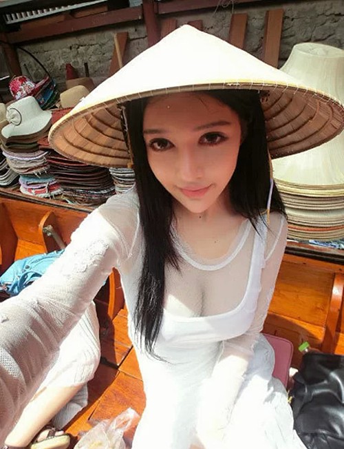 Che pho Viet Nam hoi, pha hong ao dai, loat sao ngoai “hung gach“-Hinh-9