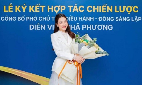 Lo anh Nha Phuong la Pho Chu tich cong ty doanh thu 1,5 ty/ thang