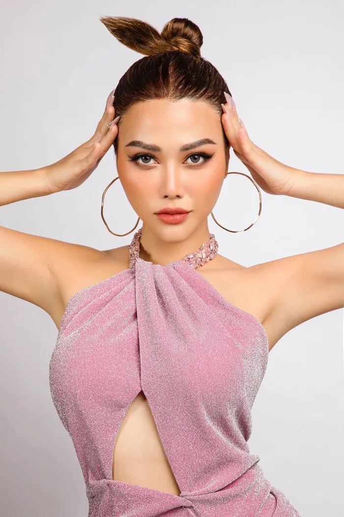 Thi sinh Miss Grand Vietnam 2022 bi loai gay tiec nuoi voi profile “khung”-Hinh-7