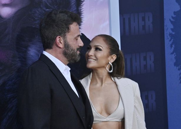 Jennifer Lopez - Ben Affleck thuong xuyen cai va-Hinh-3