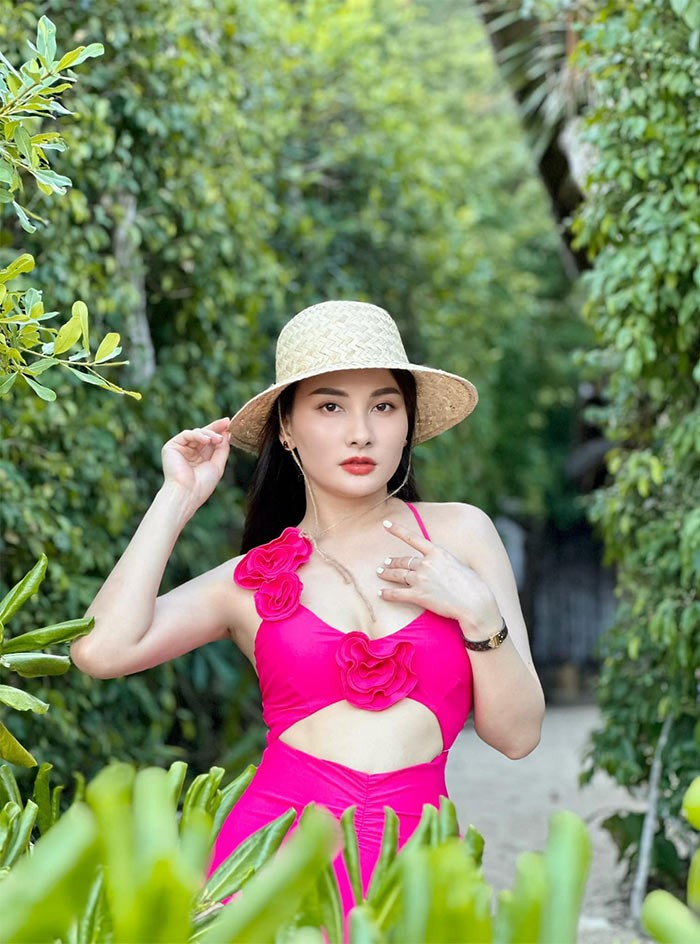 Bao Thanh khoe body nuot na sau hai lan sinh no-Hinh-2
