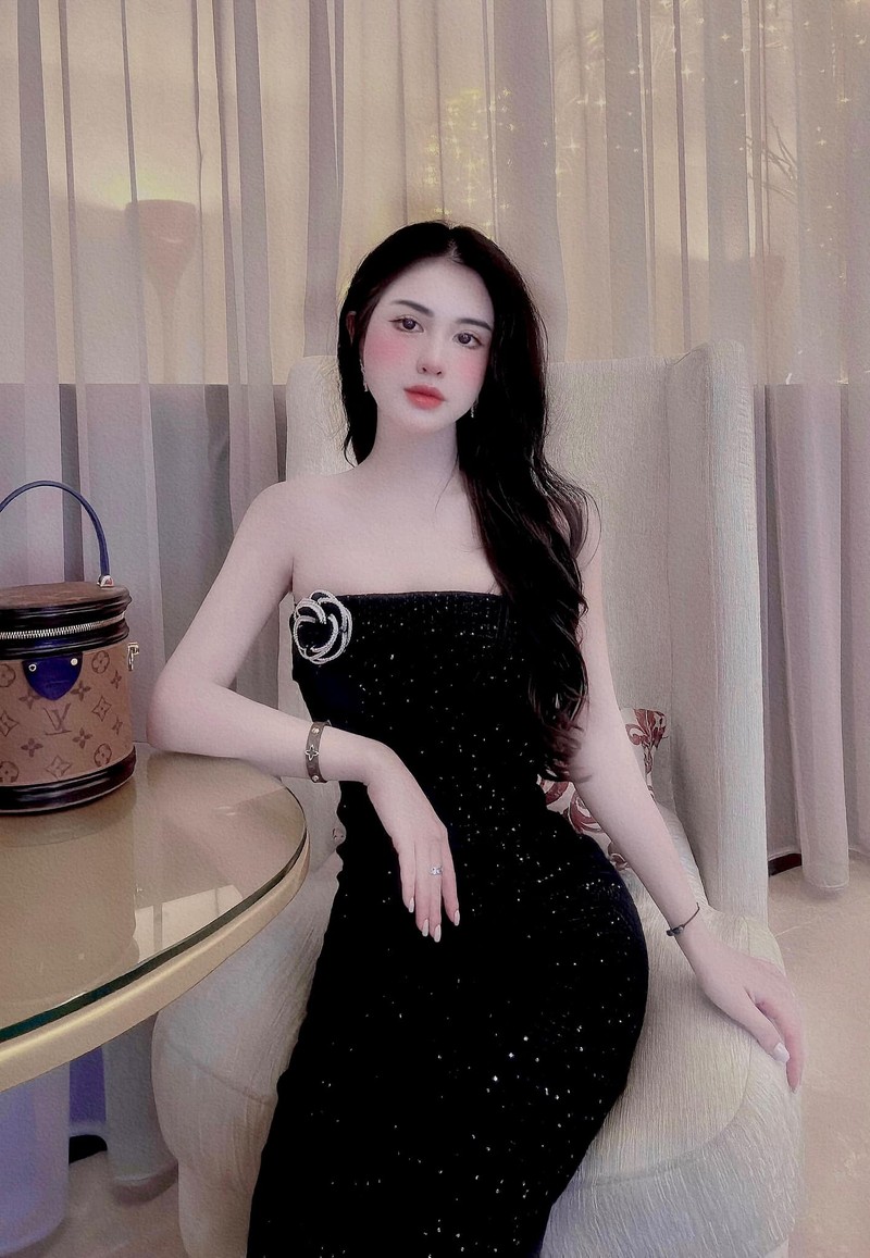 Vo cu dien vien Viet Anh sang chanh o tuoi 35-Hinh-7