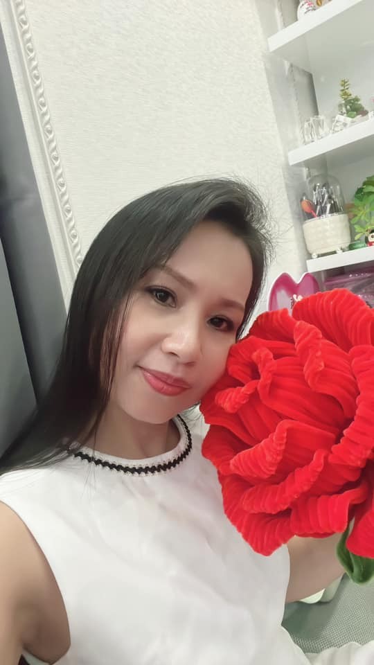 Cam Ly tuoi 54 vuot bien co, tan huong cuoc song binh yen-Hinh-7