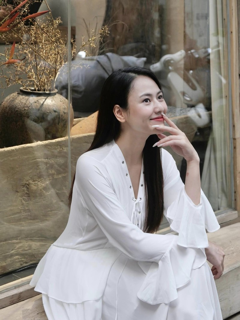 Ky Duyen dien ao dai cach tan, vo Dang Khoi khoe anh bau-Hinh-5