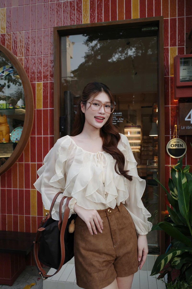 Nhan sac xinh dep, quyen ru cua Hoa hau Thien An o tuoi 25-Hinh-8