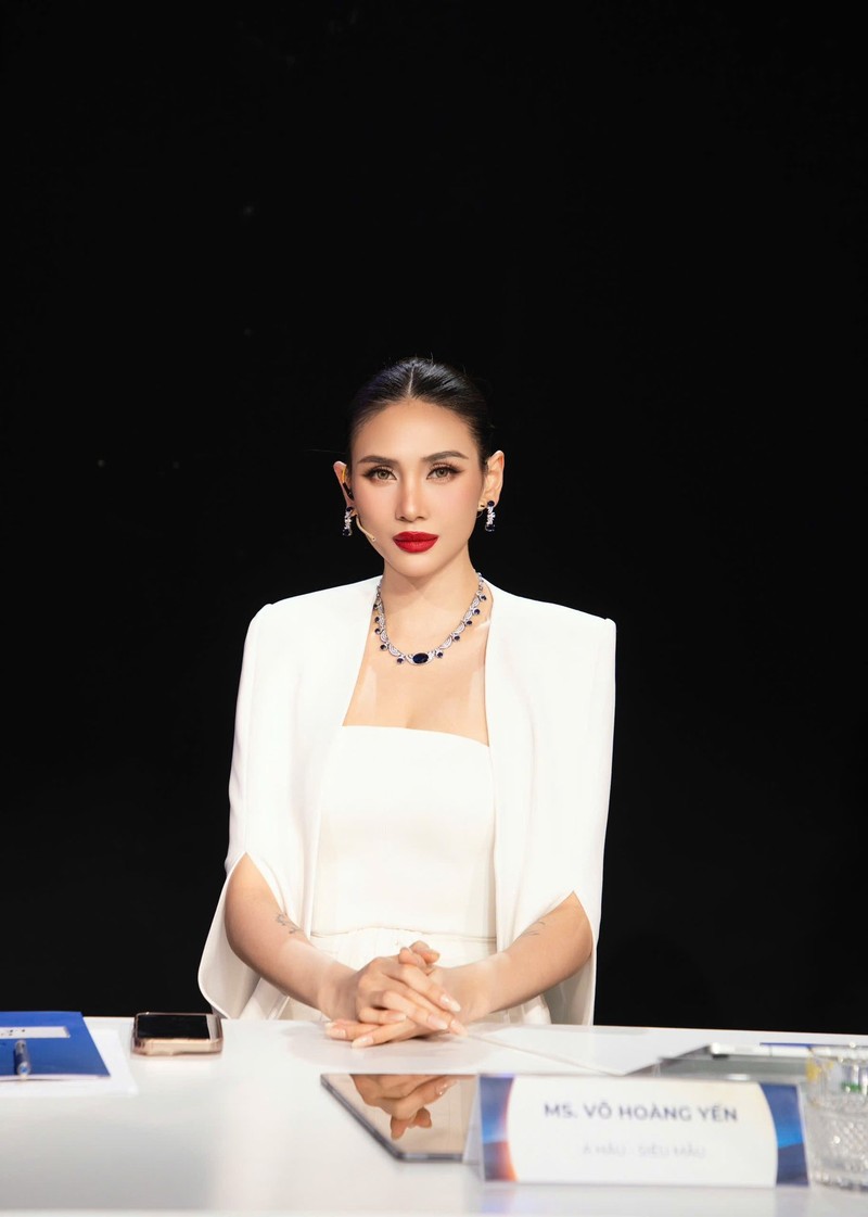 Giam 20kg, Vo Hoang Yen khoe voc dang “gai mot con”-Hinh-7