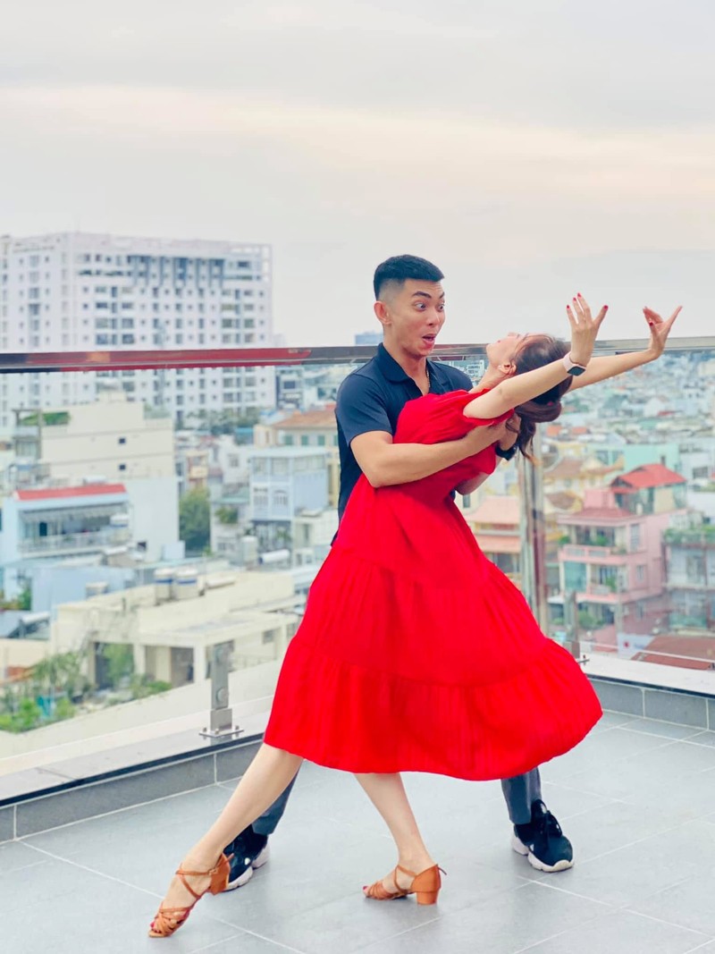 Hot face sao Viet: Do Thi Ha mac goi cam du su kien-Hinh-5