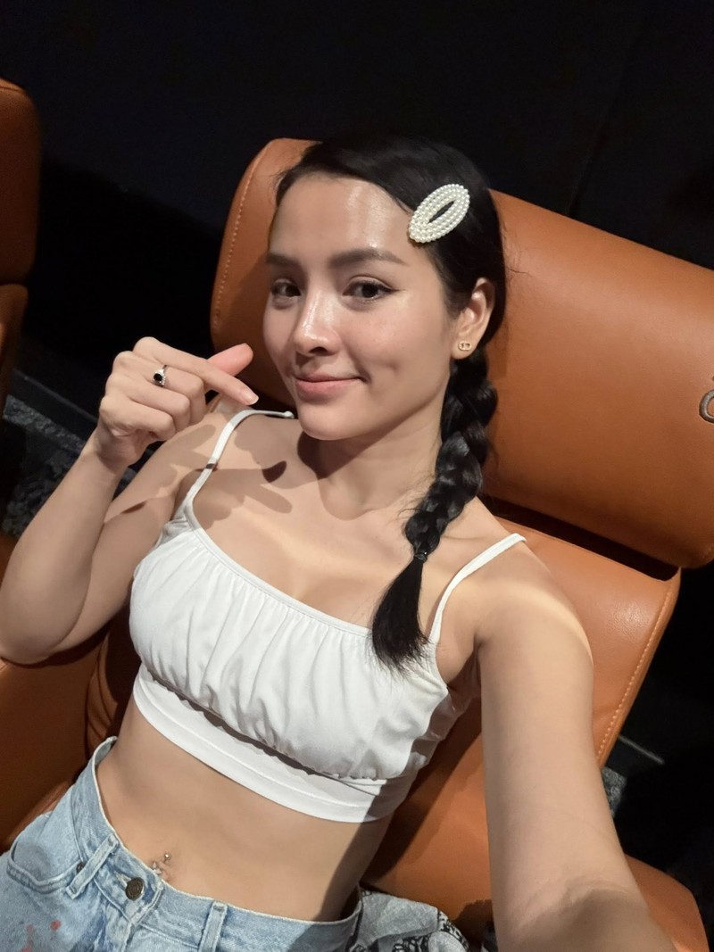 Phuong Trinh Jolie khoe co bung so 11 sau 3 thang sinh con-Hinh-9