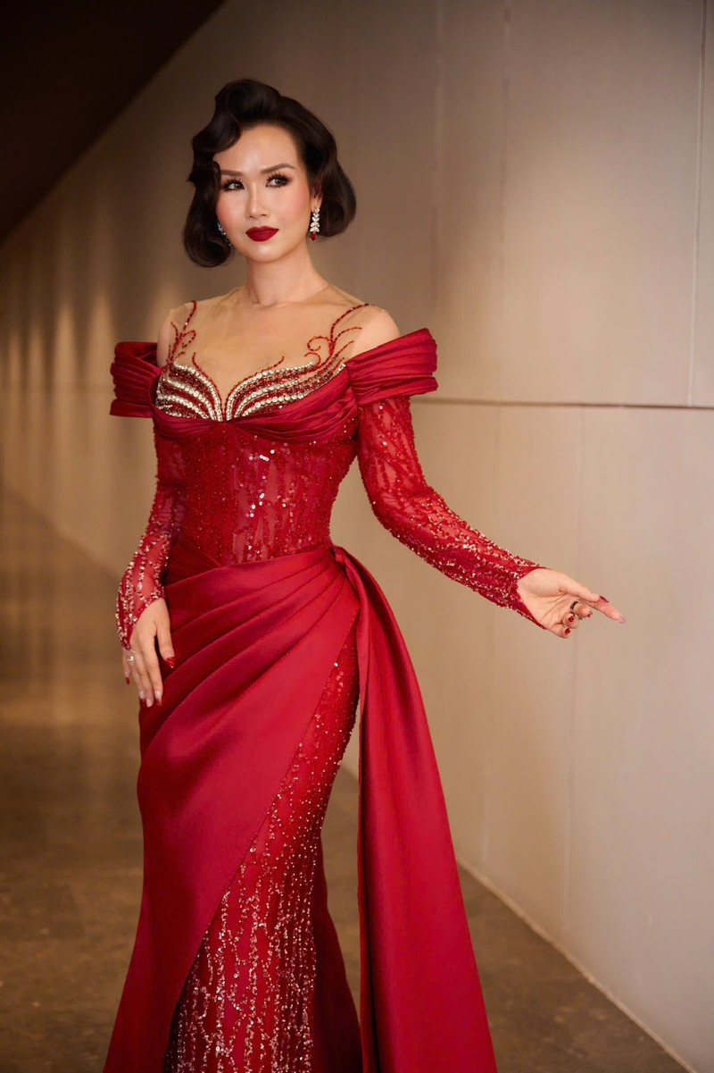 Hot face sao Viet: Vo chong Puka - Gin Tuan Kiet don con dau long-Hinh-3