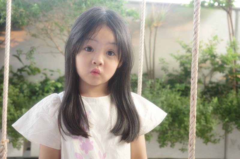 Con gai Dam Thu Trang hoa “my nhan nhi” voi toc mai thua-Hinh-2