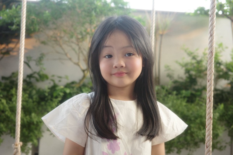 Con gai Dam Thu Trang hoa “my nhan nhi” voi toc mai thua-Hinh-3