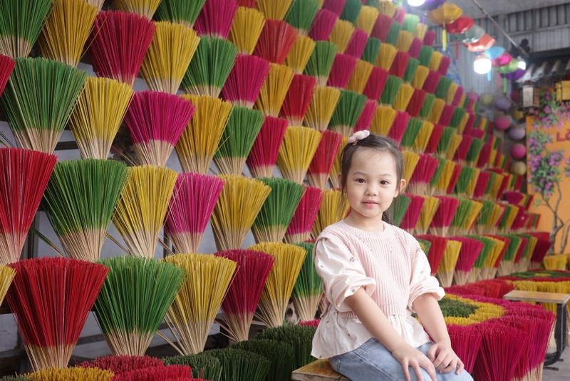 Con gai Dam Thu Trang hoa “my nhan nhi” voi toc mai thua-Hinh-8