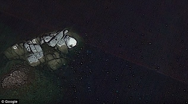 Nhen khong lo lot vao tam ngam Google Earth-Hinh-4