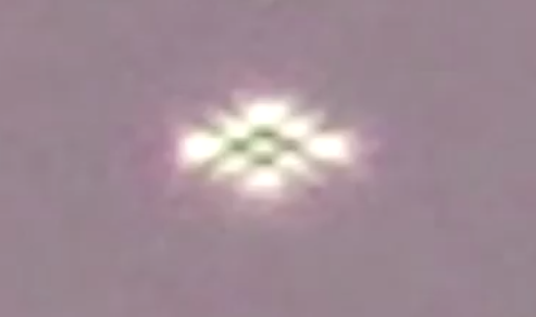 Phat hien UFO hinh thoi phat sang o Mexico