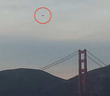 Xon xao UFO luon qua cau Golden Gate noi tieng cua My