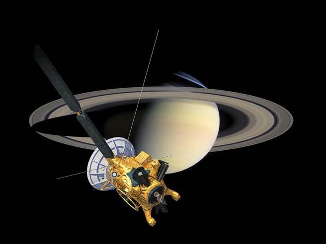 Sung sot nhung con so an tuong ve tau Cassini cua NASA-Hinh-9