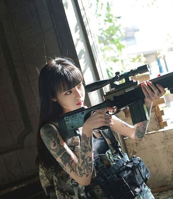 Ngam dan gai xinh cosplay PUBG, ai cung muon choi ngay game nay-Hinh-5