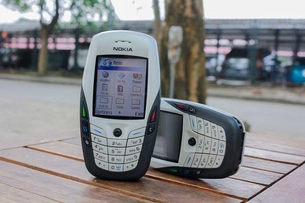 10 dien thoai nhieu nguoi mua nhat lich su: Nokia chiem qua nua-Hinh-5