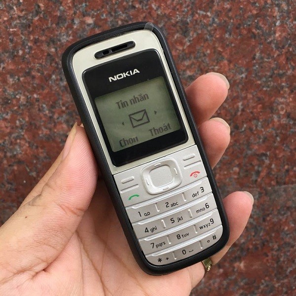 10 dien thoai nhieu nguoi mua nhat lich su: Nokia chiem qua nua-Hinh-6