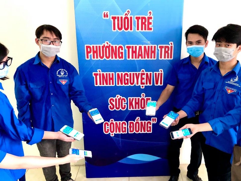 Phu huynh duoc de nghi cai dat Bluezone trong luc cho si tu thi THPT-Hinh-3